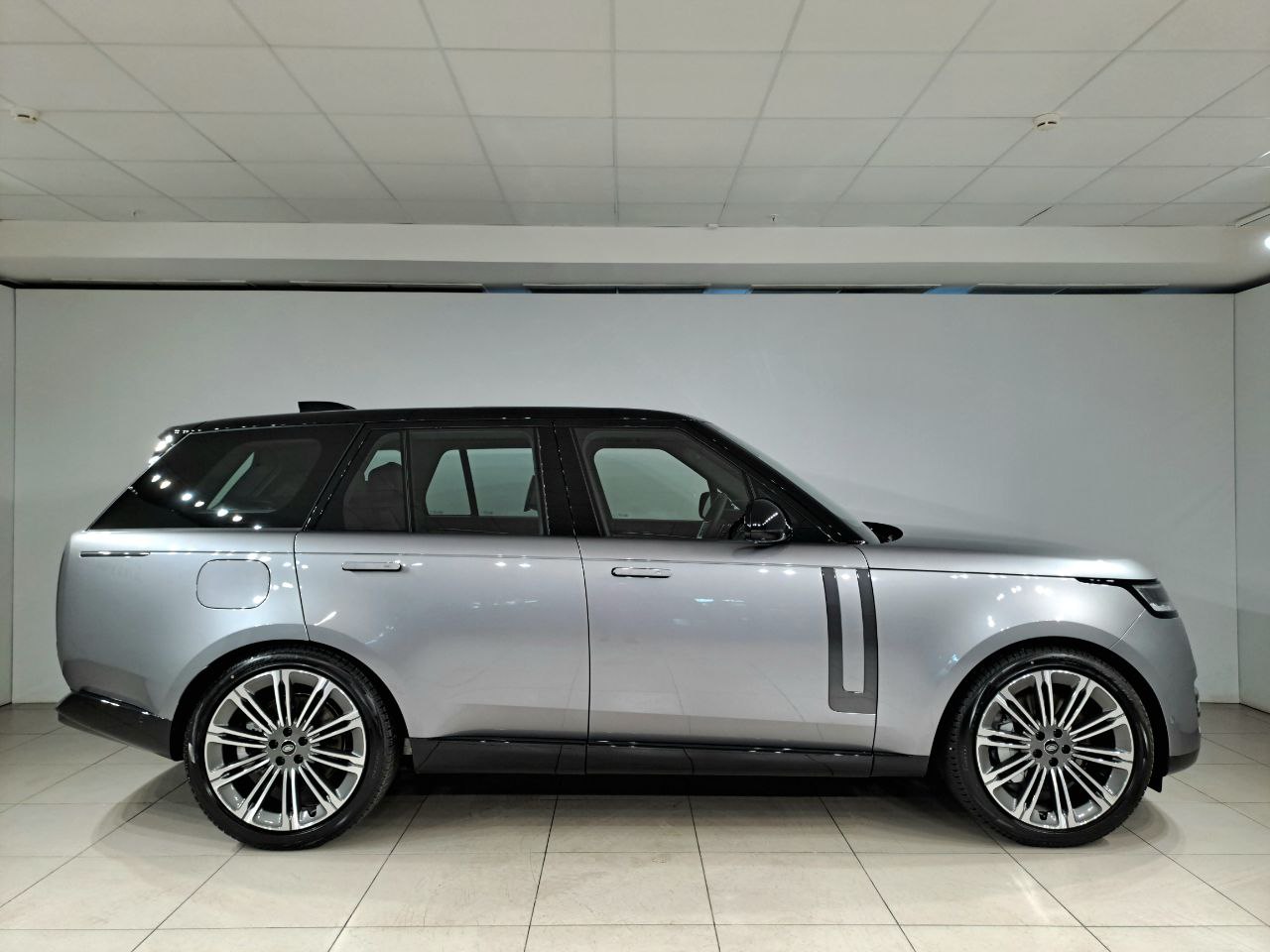 АВТОDOM официальный дилер Land Rover и Jaguar